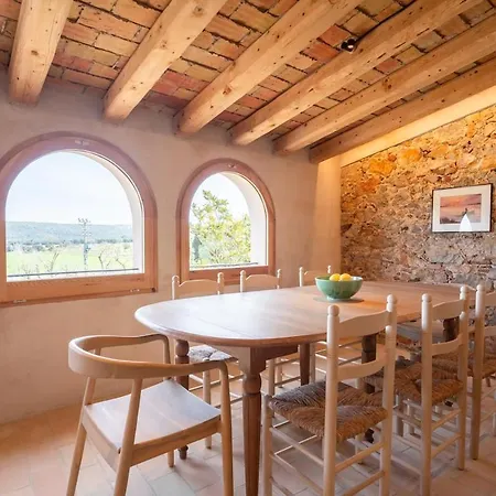 Moneta, Relax In The Emporda, Costa Brava * Sobrestany